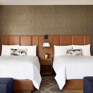 Fairmont Queen Room